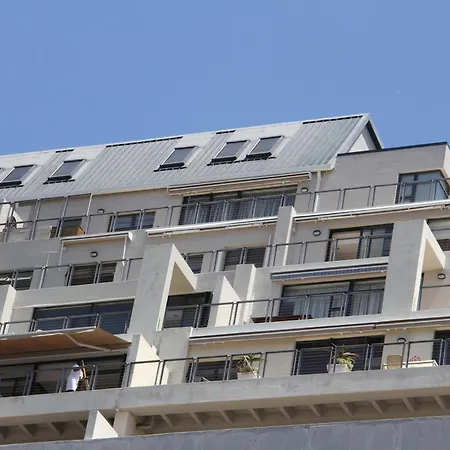 Apt 67 Long Street No Loadshedding Apartment Cape Town Room photo