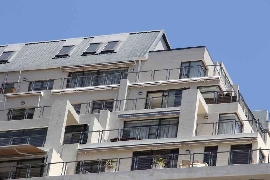 Apt 67 Long Street No Loadshedding *