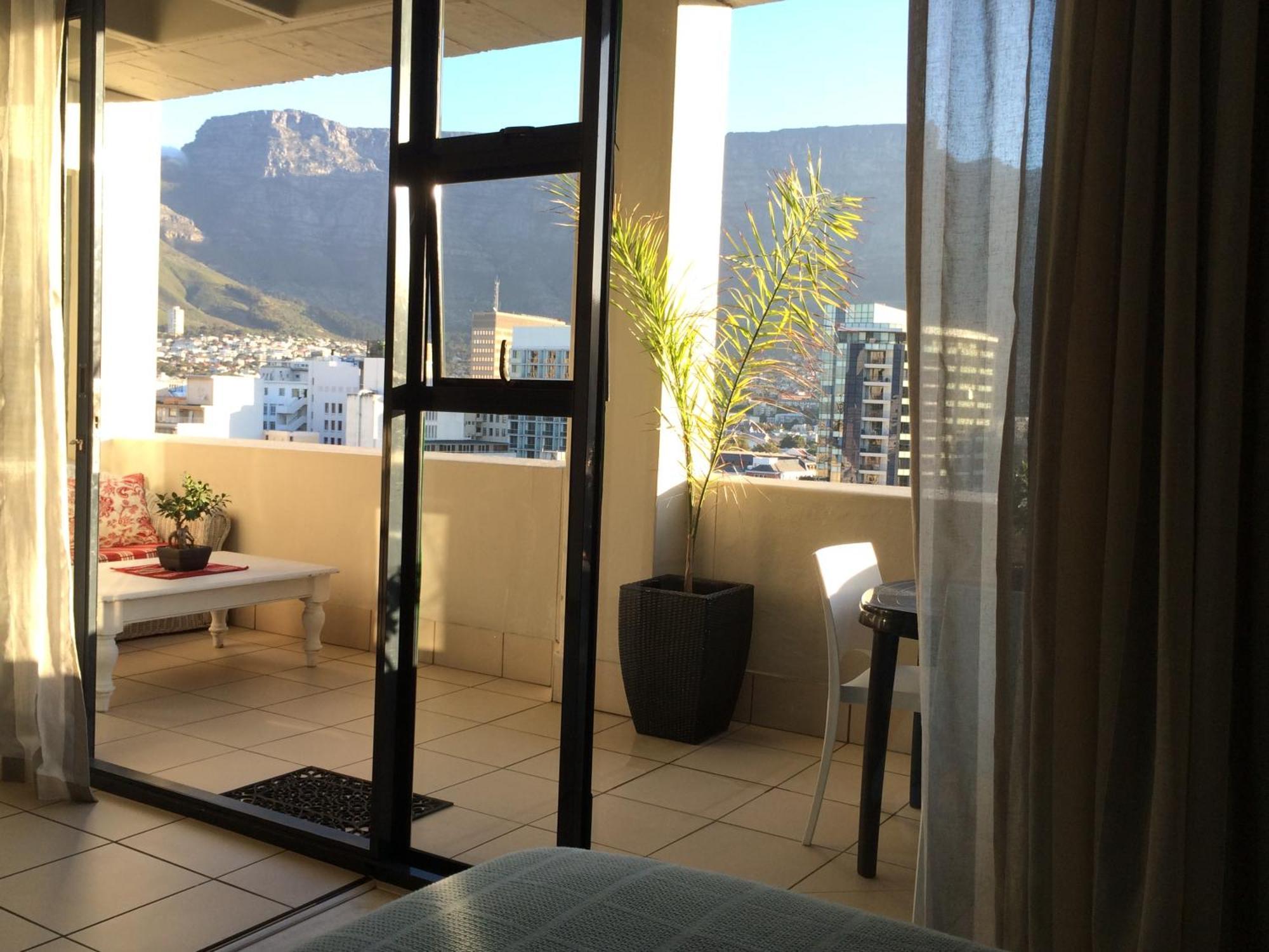 Apartment Apt 67 Long Street No Loadshedding *
